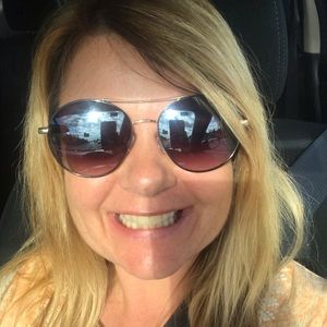 Meet your Posher, Maureen